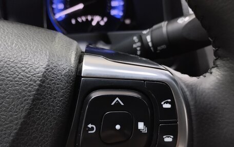 Toyota Camry, 2017 год, 2 300 000 рублей, 13 фотография