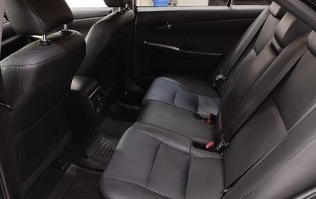 Toyota Camry, 2017 год, 2 300 000 рублей, 19 фотография