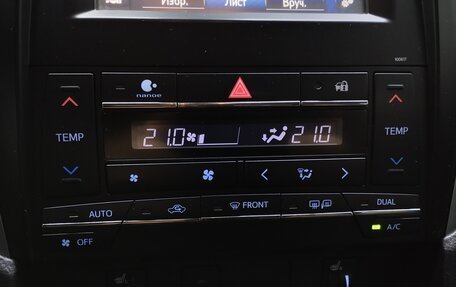 Toyota Camry, 2017 год, 2 300 000 рублей, 11 фотография