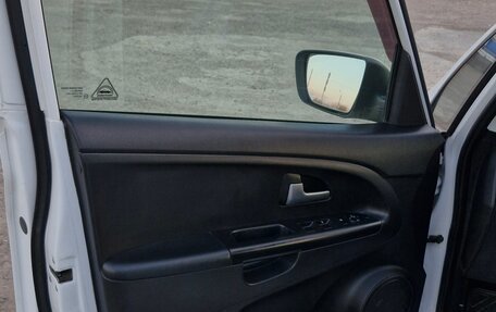 KIA Venga I, 2011 год, 890 000 рублей, 11 фотография