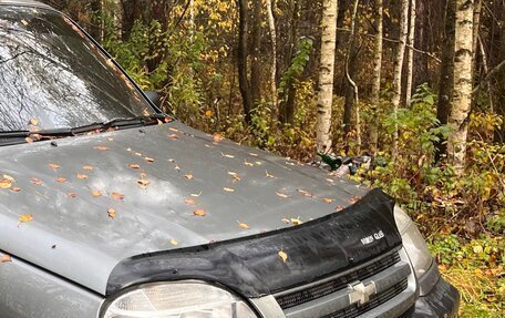 Chevrolet Niva I рестайлинг, 2004 год, 300 000 рублей, 7 фотография