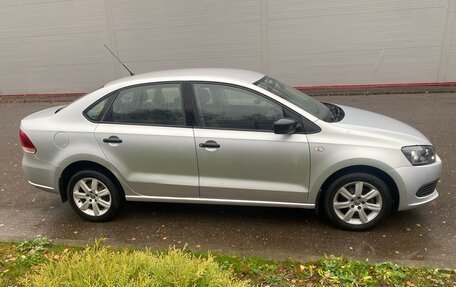Volkswagen Polo VI (EU Market), 2011 год, 695 000 рублей, 4 фотография