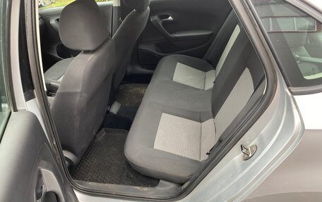 Volkswagen Polo VI (EU Market), 2011 год, 695 000 рублей, 9 фотография