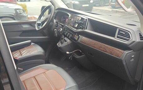 Volkswagen Multivan T6 рестайлинг, 2020 год, 6 000 000 рублей, 9 фотография