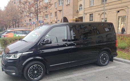 Volkswagen Multivan T6 рестайлинг, 2020 год, 6 000 000 рублей, 3 фотография