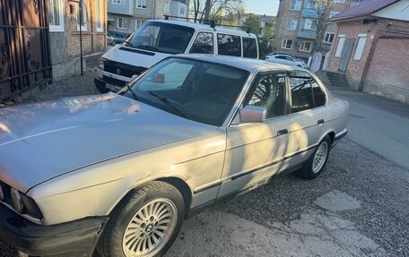 BMW 5 серия, 1990 год, 250 000 рублей, 2 фотография