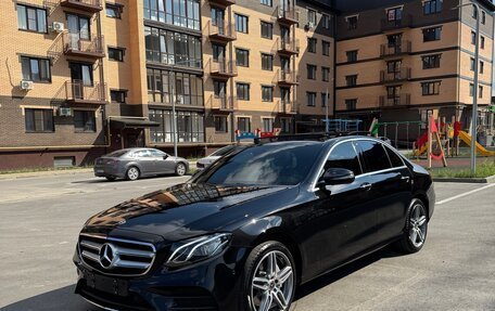 Mercedes-Benz E-Класс, 2018 год, 3 900 000 рублей, 1 фотография