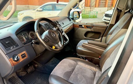 Volkswagen Multivan T5, 2012 год, 2 185 000 рублей, 11 фотография