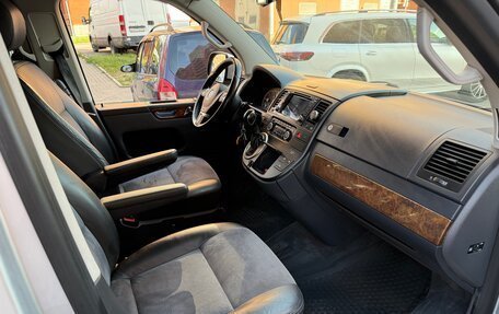 Volkswagen Multivan T5, 2012 год, 2 185 000 рублей, 12 фотография