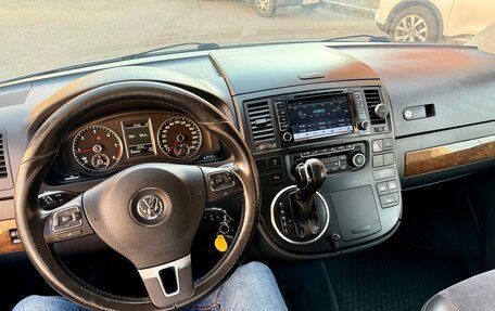 Volkswagen Multivan T5, 2012 год, 2 185 000 рублей, 14 фотография