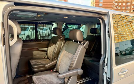 Volkswagen Multivan T5, 2012 год, 2 185 000 рублей, 16 фотография