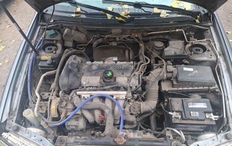 Volvo S40 II, 2001 год, 310 000 рублей, 4 фотография