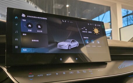 Toyota Camry, 2025 год, 4 800 000 рублей, 10 фотография