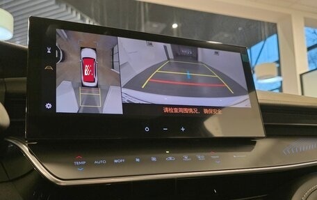 Toyota Camry, 2025 год, 4 800 000 рублей, 12 фотография