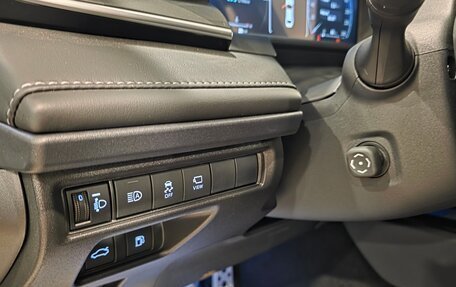 Toyota Camry, 2025 год, 4 800 000 рублей, 19 фотография