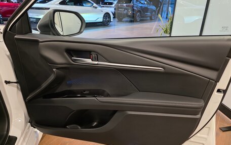 Toyota Camry, 2025 год, 4 800 000 рублей, 30 фотография