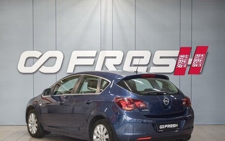 Opel Astra J, 2012 год, 960 000 рублей, 2 фотография