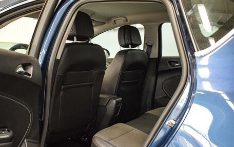 Opel Astra J, 2012 год, 960 000 рублей, 11 фотография