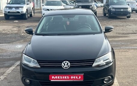 Volkswagen Jetta VI, 2012 год, 1 095 000 рублей, 3 фотография