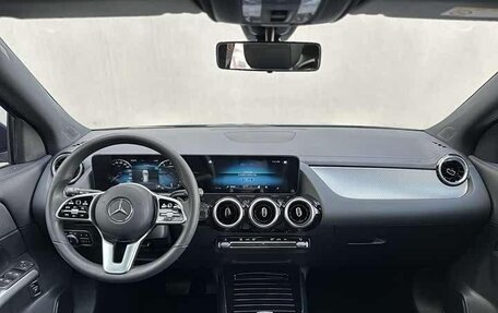 Mercedes-Benz GLA, 2021 год, 2 490 000 рублей, 11 фотография