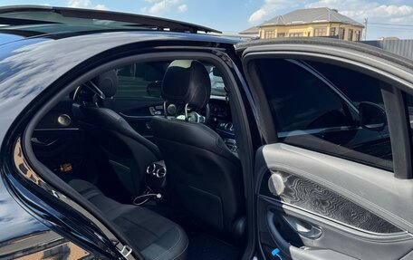 Mercedes-Benz E-Класс, 2018 год, 3 900 000 рублей, 9 фотография