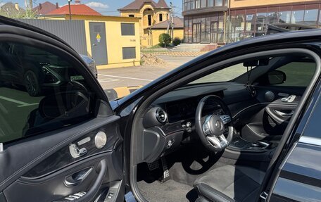 Mercedes-Benz E-Класс, 2018 год, 3 900 000 рублей, 12 фотография