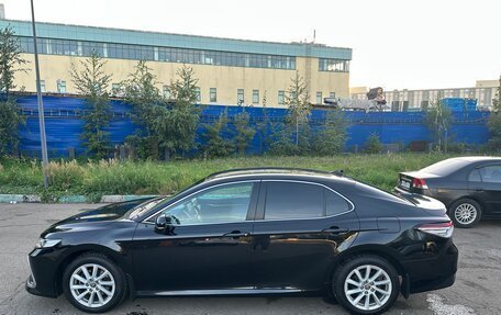 Toyota Camry, 2021 год, 2 397 000 рублей, 2 фотография