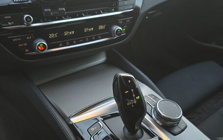 BMW 5 серия, 2018 год, 3 190 000 рублей, 18 фотография