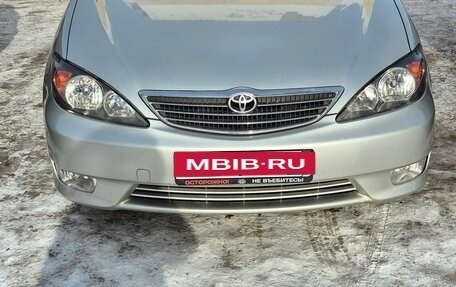 Toyota Camry V40, 2003 год, 750 000 рублей, 1 фотография