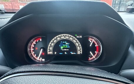 Toyota RAV4, 2021 год, 3 600 000 рублей, 5 фотография