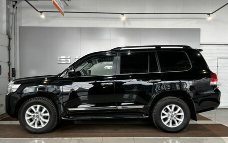 Toyota Land Cruiser 200, 2018 год, 6 849 000 рублей, 4 фотография