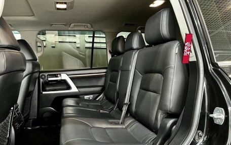 Toyota Land Cruiser 200, 2018 год, 6 849 000 рублей, 12 фотография