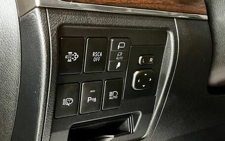 Toyota Land Cruiser 200, 2018 год, 6 849 000 рублей, 21 фотография