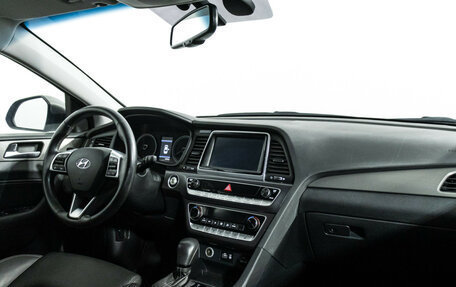 Hyundai Sonata VII, 2018 год, 1 745 000 рублей, 9 фотография