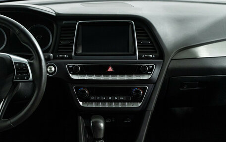 Hyundai Sonata VII, 2018 год, 1 745 000 рублей, 14 фотография