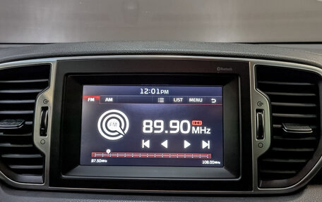 KIA Sportage IV рестайлинг, 2018 год, 2 255 000 рублей, 17 фотография