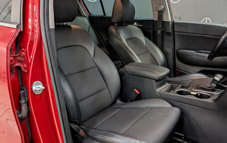 KIA Sportage IV рестайлинг, 2018 год, 2 255 000 рублей, 23 фотография