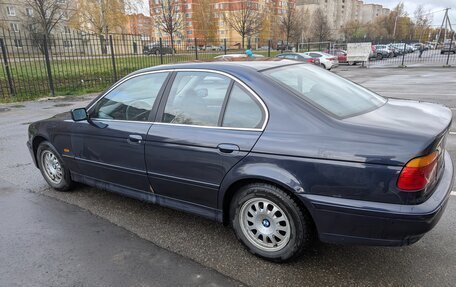 BMW 5 серия, 2003 год, 650 000 рублей, 3 фотография