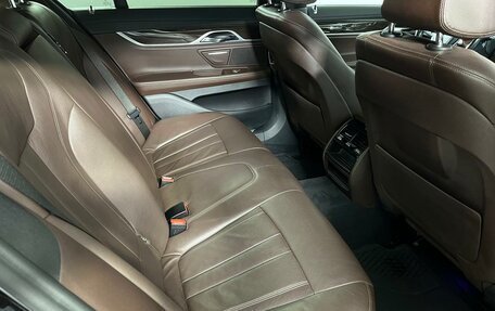 BMW 7 серия, 2017 год, 3 199 000 рублей, 13 фотография