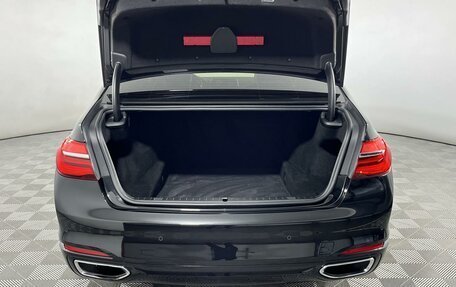 BMW 7 серия, 2017 год, 3 199 000 рублей, 8 фотография