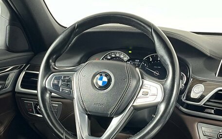 BMW 7 серия, 2017 год, 3 199 000 рублей, 16 фотография