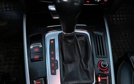 Audi A4, 2010 год, 999 999 рублей, 13 фотография