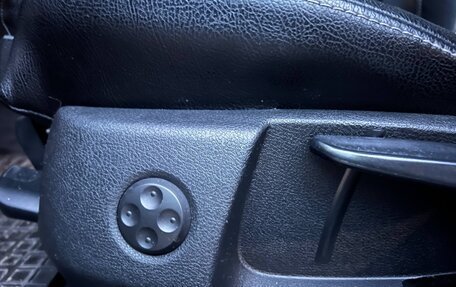 Audi A4, 2010 год, 999 999 рублей, 12 фотография