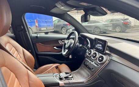 Mercedes-Benz GLC, 2018 год, 3 100 000 рублей, 4 фотография