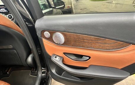 Mercedes-Benz GLC, 2018 год, 3 100 000 рублей, 12 фотография