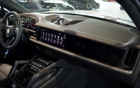 Porsche Cayenne III, 2024 год, 18 900 000 рублей, 18 фотография