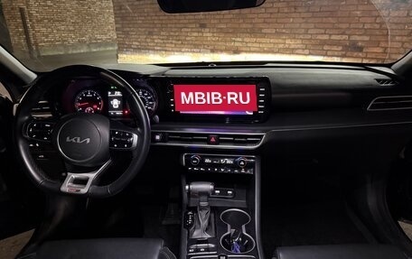 KIA K5, 2021 год, 2 600 000 рублей, 9 фотография