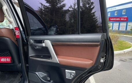 Toyota Land Cruiser 200, 2016 год, 8 950 000 рублей, 15 фотография