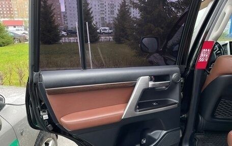 Toyota Land Cruiser 200, 2016 год, 8 950 000 рублей, 18 фотография