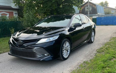 Toyota Camry, 2021 год, 3 250 000 рублей, 3 фотография